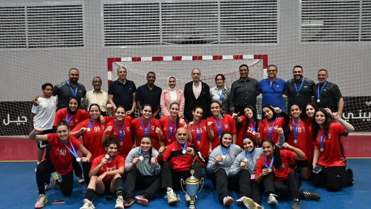 ناشئات يد الزهور يتوّجن بلقب كأس مصر لكرة اليد